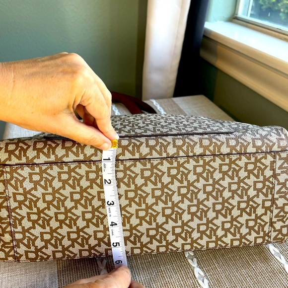 DKNY Bryanna Shoulder Bag - Picture 8 of 16